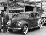 Ford V8 Deluxe Fordor Sedan 1940 года